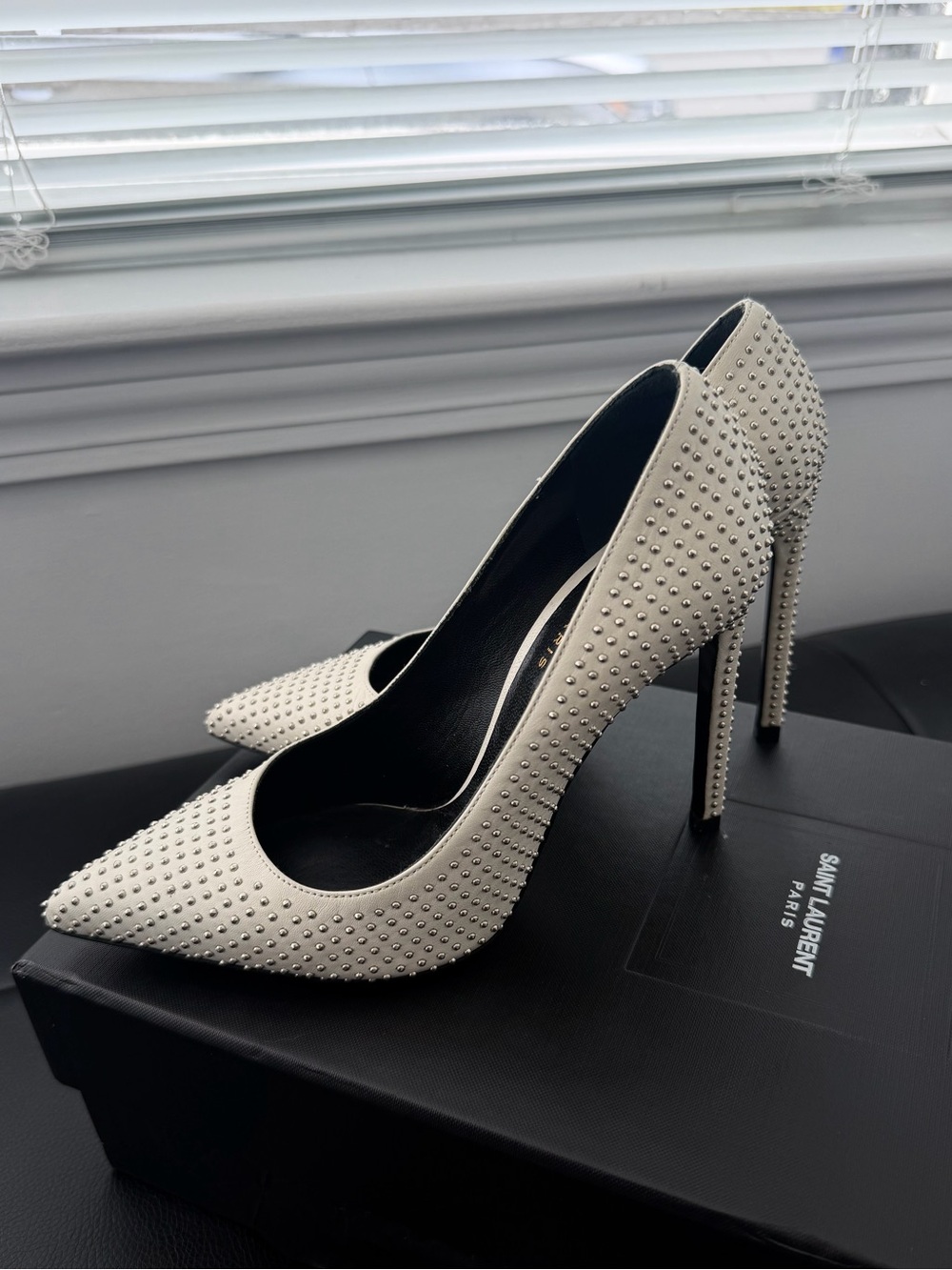 Saint Laurent pointed-toe pumps in studs